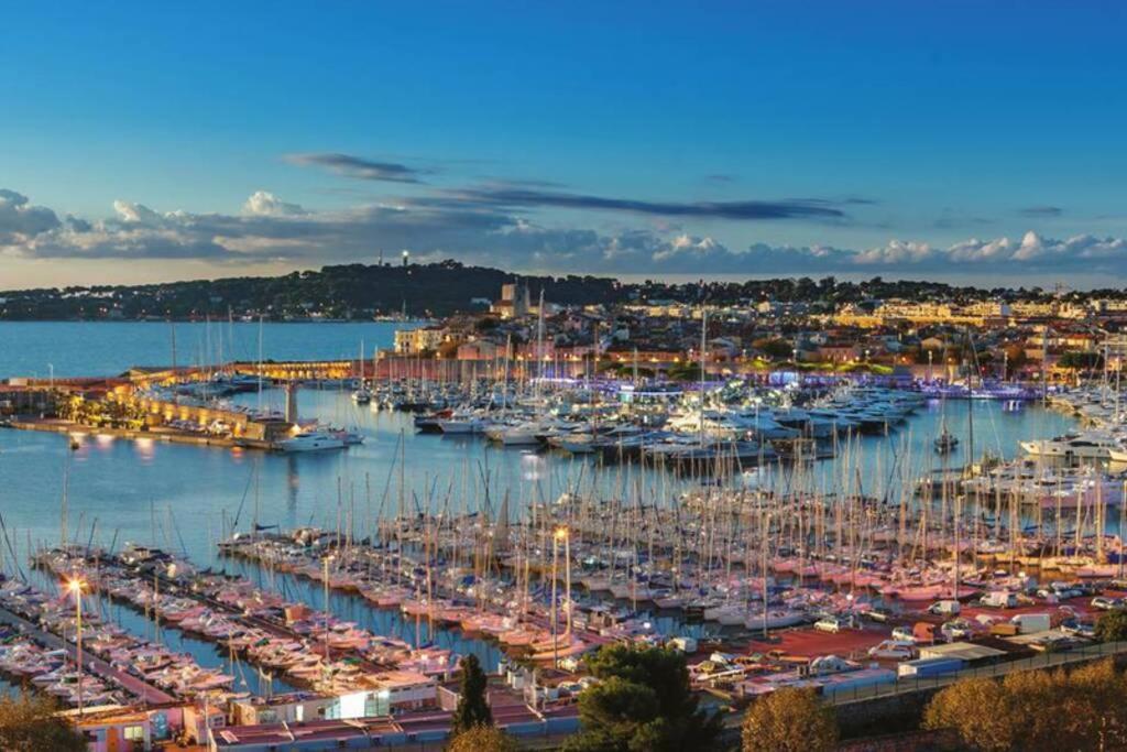 Coquet 2 Pieces Coeur Vieil Antibes Daire Dış mekan fotoğraf